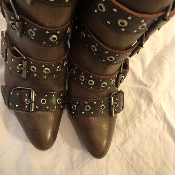 Free Bird leather buckles joust boots, brown, EUC - Picture 7 of 10
